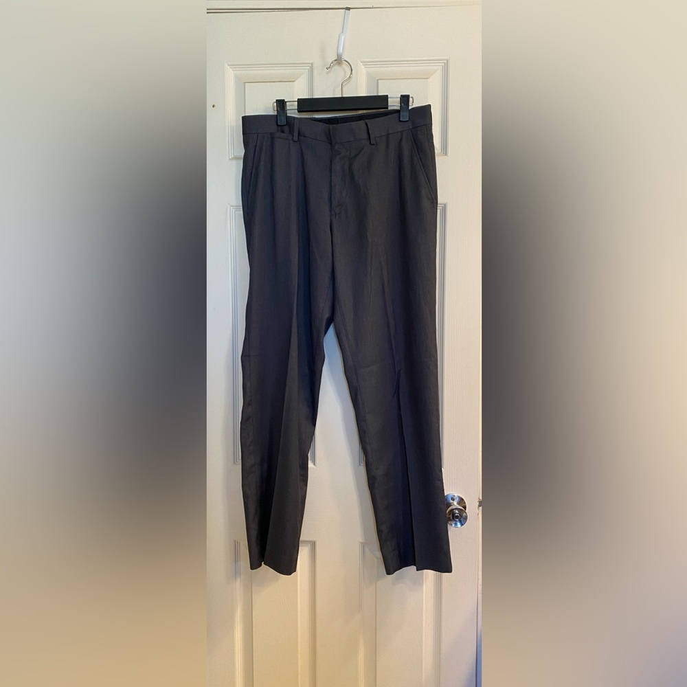 I.Ferrar Men’s size 32x30 grey dress pants